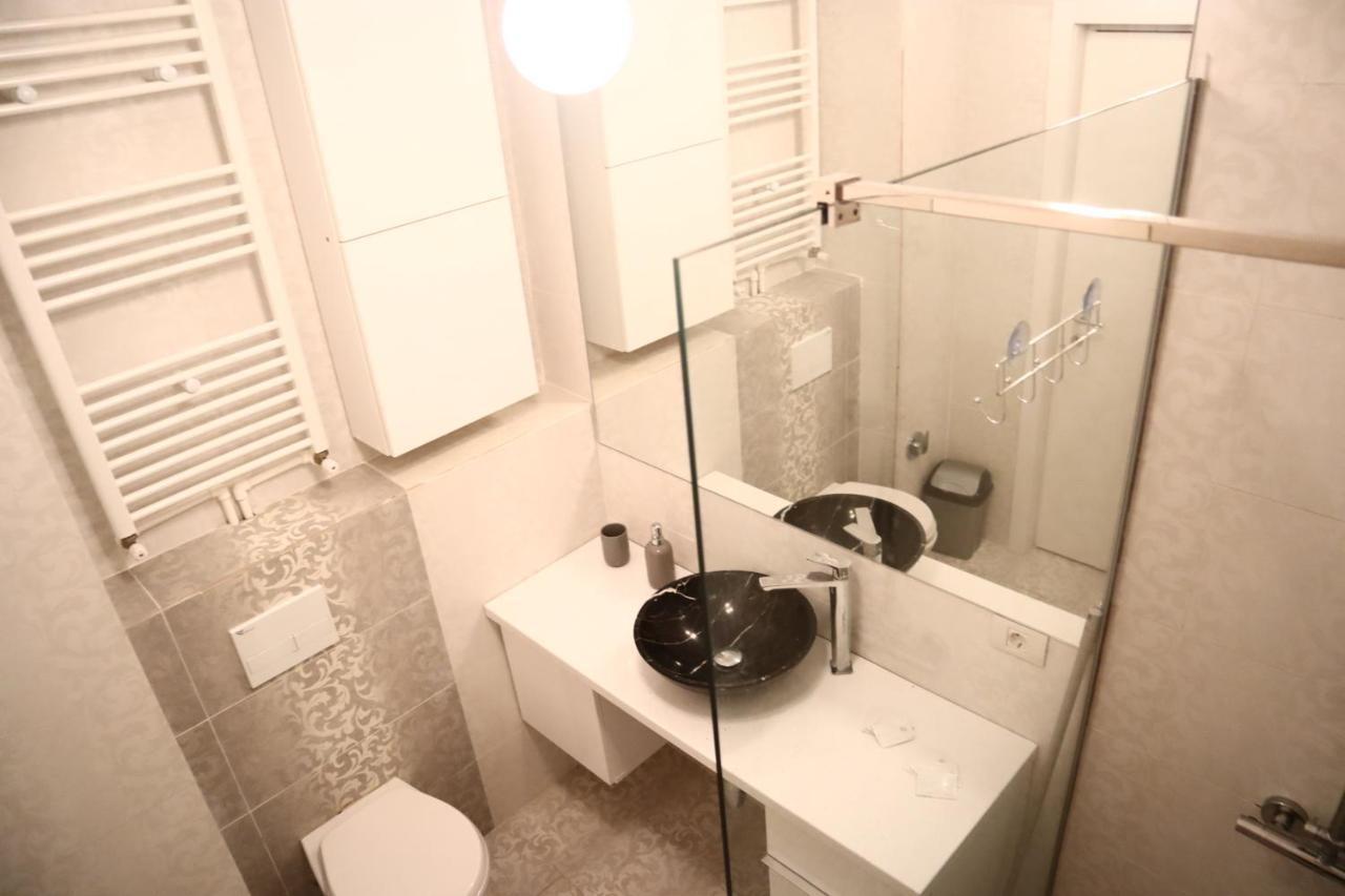 Thomas Luxury Apartment Năvodari Kültér fotó