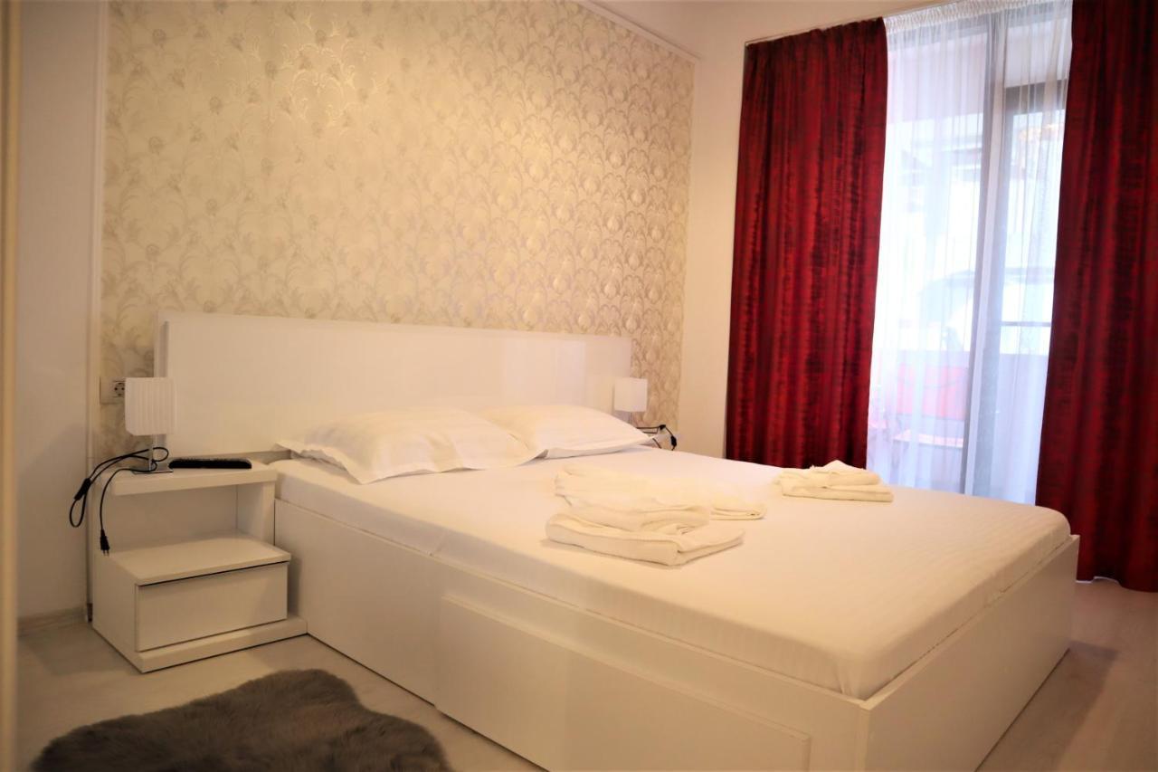 Thomas Luxury Apartment Năvodari Kültér fotó