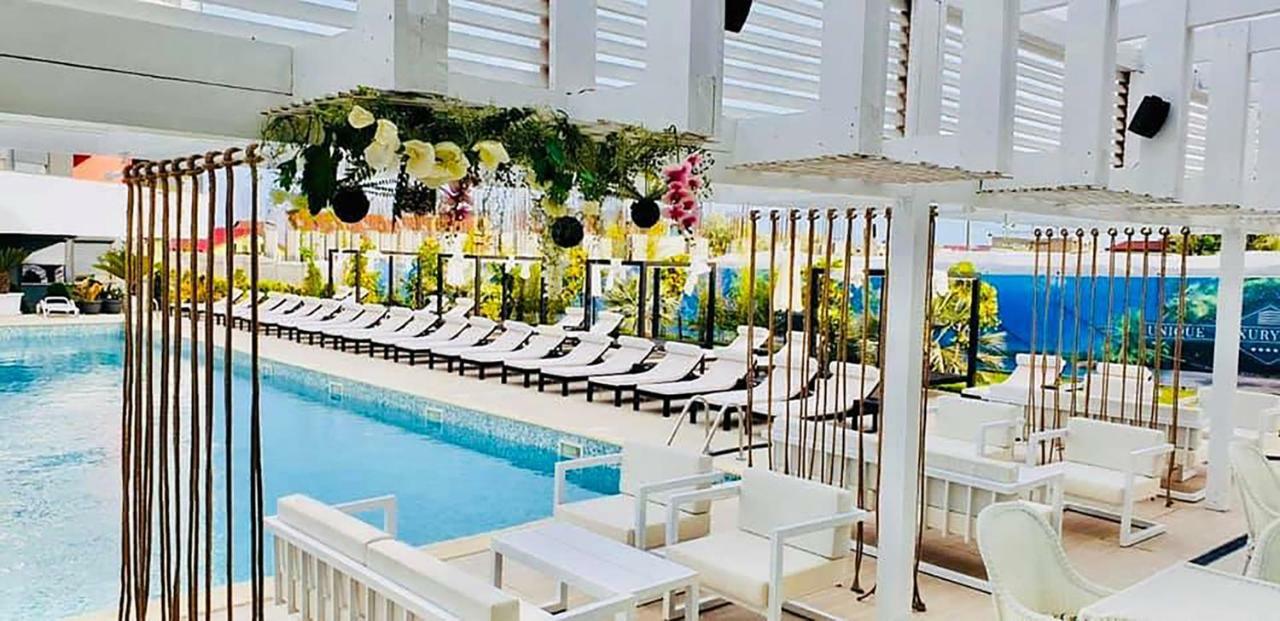 Thomas Luxury Apartment Năvodari Kültér fotó
